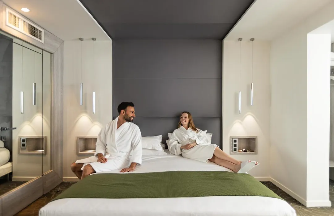 Cezanne Hotel-1